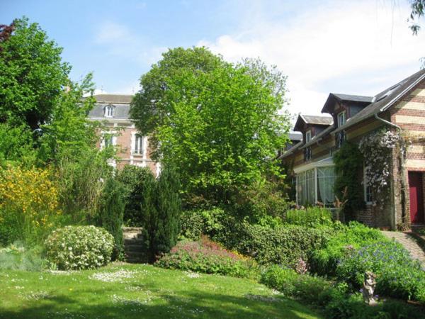 Le Domaine Des Pres Du Hom Bed and Breakfast Bézu-Saint-Éloi Εξωτερικό φωτογραφία
