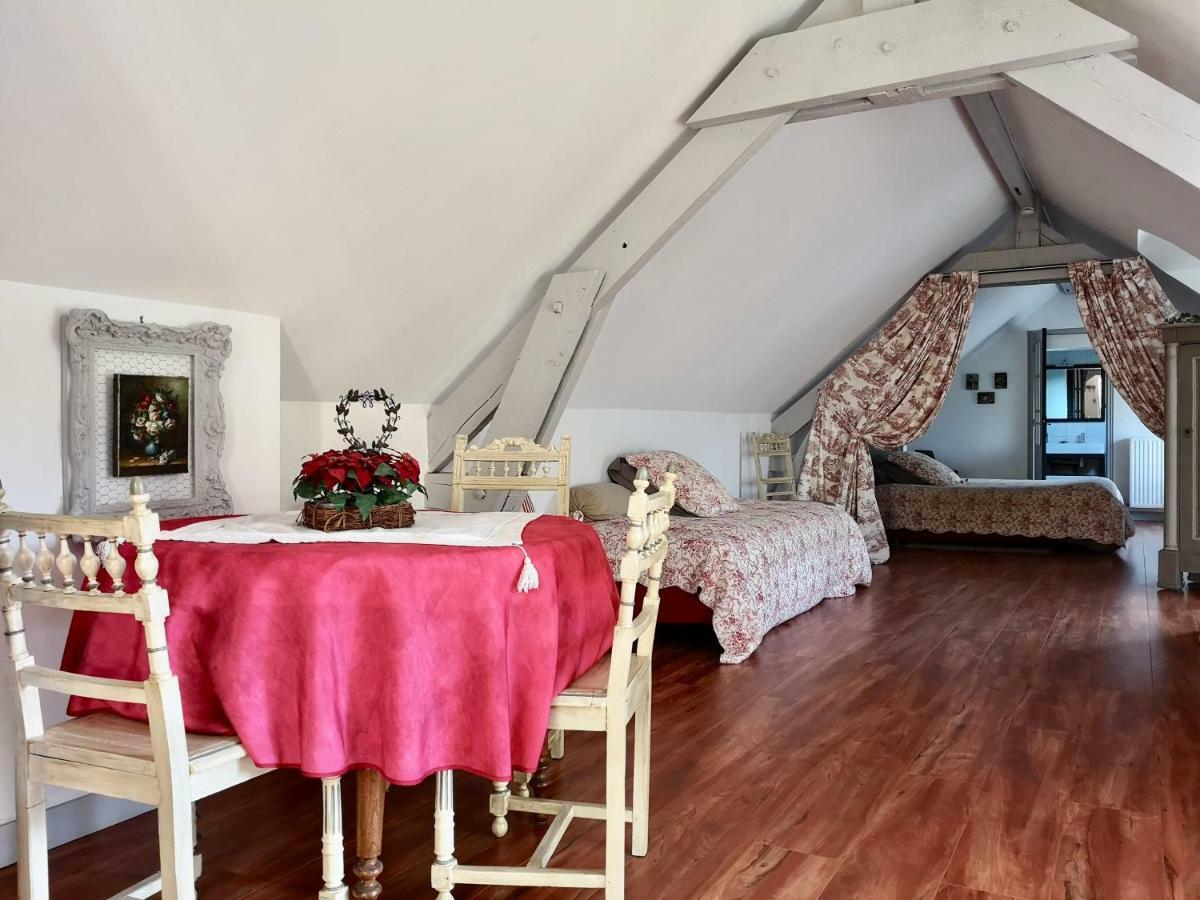Le Domaine Des Pres Du Hom Bed and Breakfast Bézu-Saint-Éloi Εξωτερικό φωτογραφία
