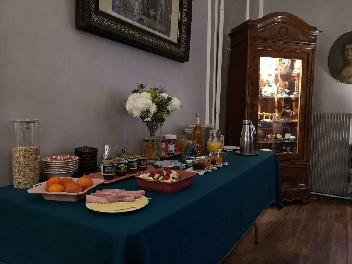 Le Domaine Des Pres Du Hom Bed and Breakfast Bézu-Saint-Éloi Εξωτερικό φωτογραφία