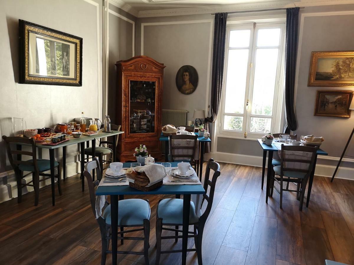 Le Domaine Des Pres Du Hom Bed and Breakfast Bézu-Saint-Éloi Εξωτερικό φωτογραφία